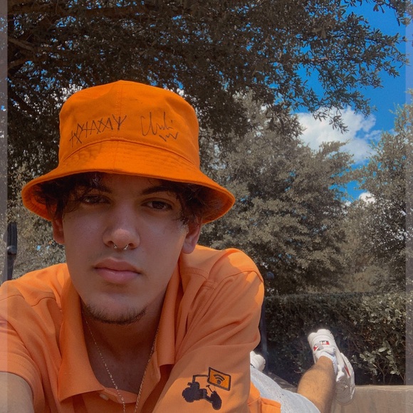 ROB👽 - Picture 3 of 4